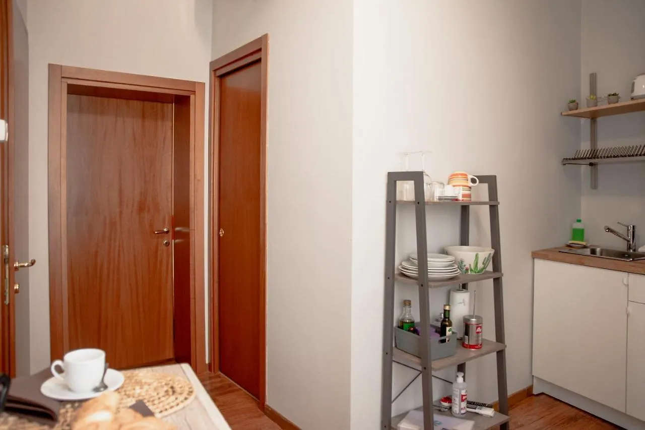 Modern Apartment up to 2 in Biennale Giardini By Bricola Apartments Venezia
