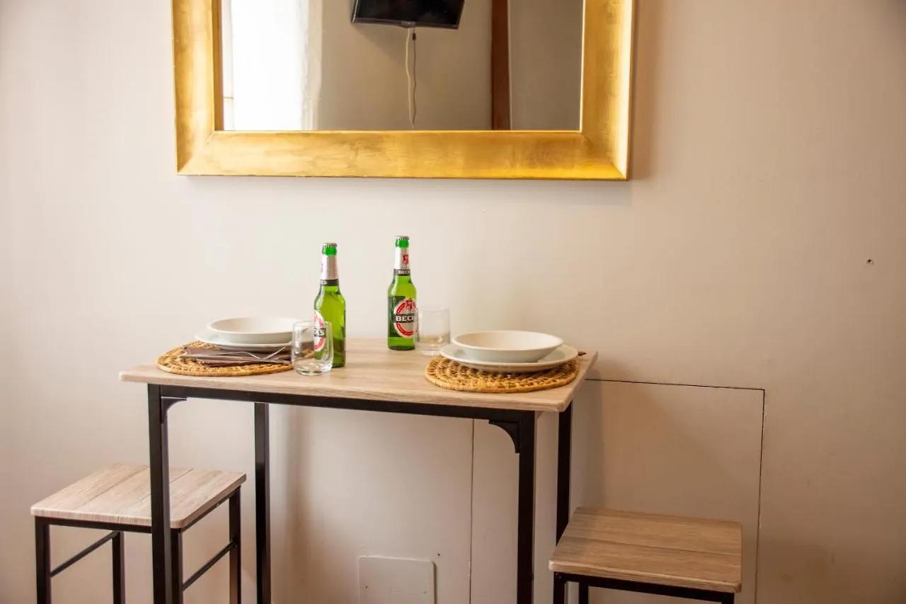 Modern Apartment up to 2 in Biennale Giardini By Bricola Apartments Venezia