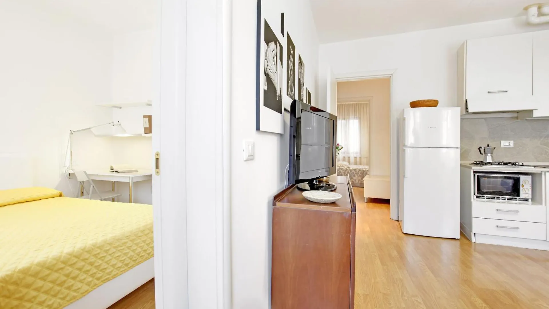 Modern Apartment up to 2 in Biennale Giardini By Bricola Apartments Venezia 0*,