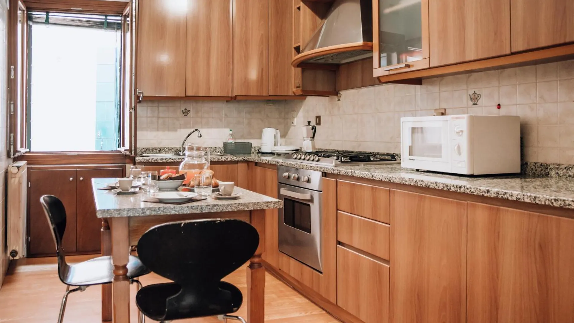 Modern Apartment up to 2 in Biennale Giardini By Bricola Apartments Venezia