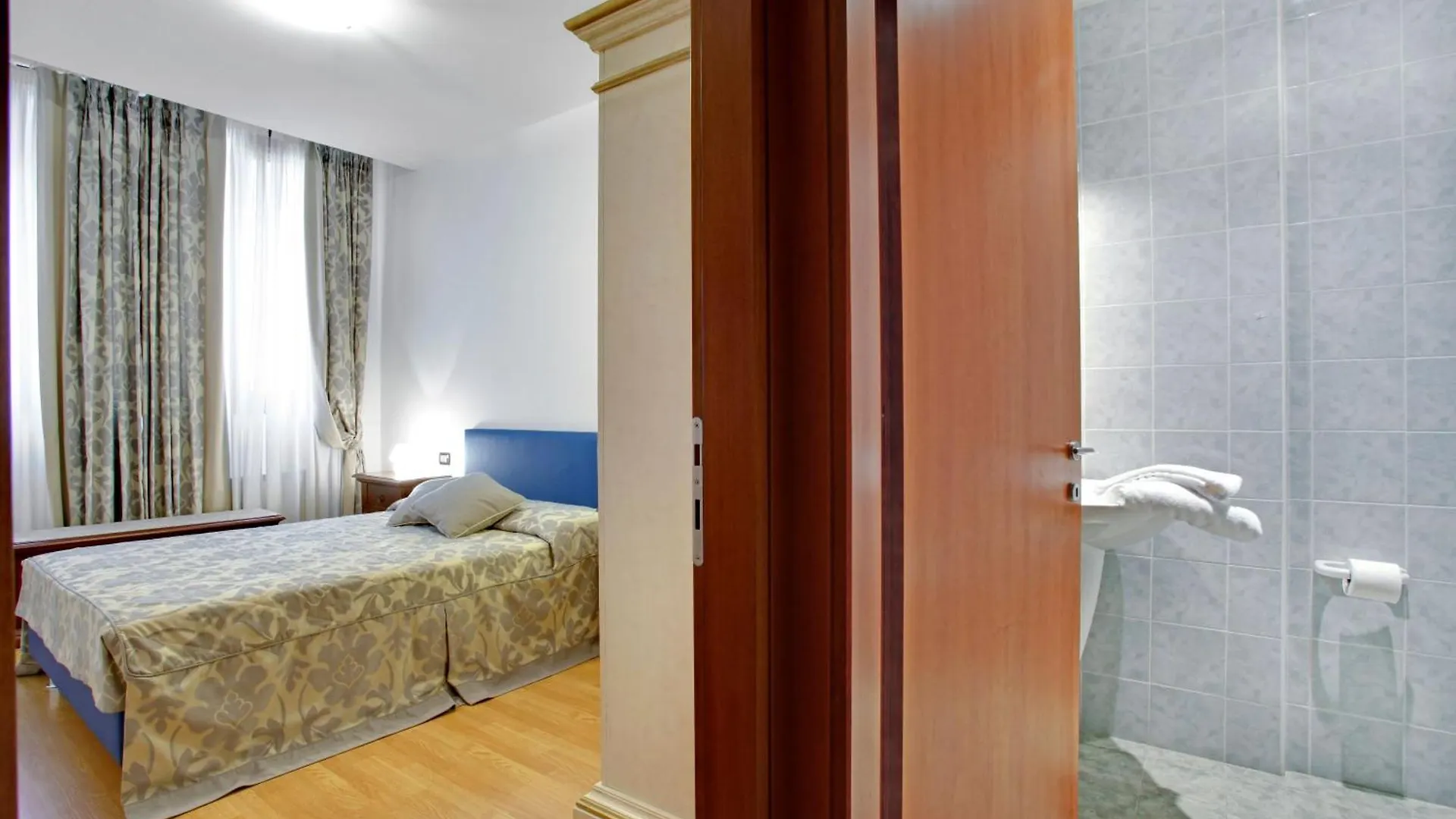 Modern Apartment up to 2 in Biennale Giardini By Bricola Apartments Venezia 0*,